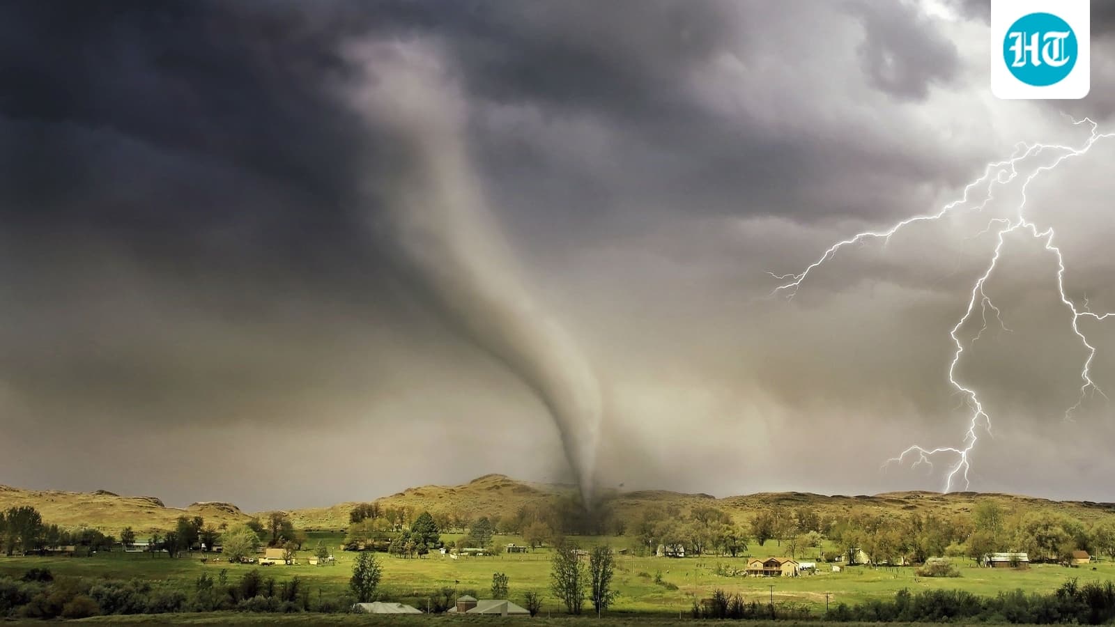 Humble Tornado Reports Twister Forming In Texas Scary Visuals Emerge As Witnesses Issue Warning